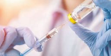 Вакцинація від COVID-19 знижує ризик госпіталізації та тяжкого перебігу хвороби в 15 разів